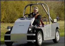 مصمم الفورمولا 1 يصنع سيارة كهربائية جديدة