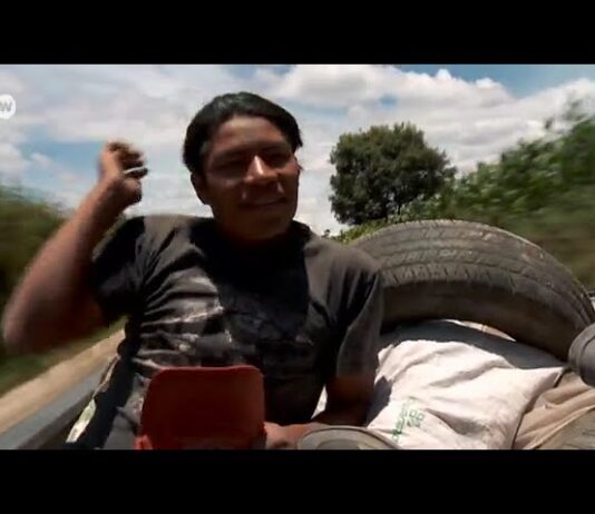 تدوير النفايات: مدرسة من الإطارات المستعملة