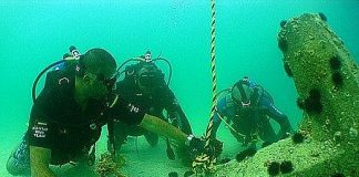 فريق الغوص الكويتي يؤكد على حماية البيئة