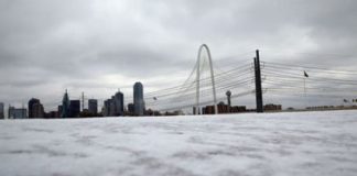 عاصفة قوية تضرب تركيا