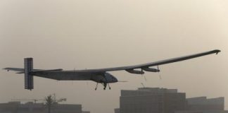 دلالات رحلة طائرة «سولار إمبلس»