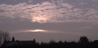 كسوف كلي للشمس يعم مناطق بالمحيط الاطلسي