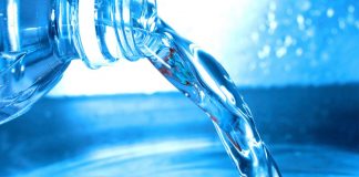 مخاطر معبأة في قوارير