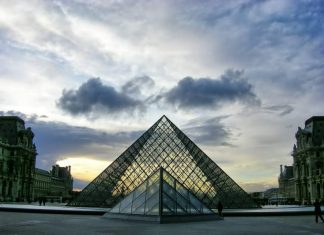 باريس ومصير الأرض