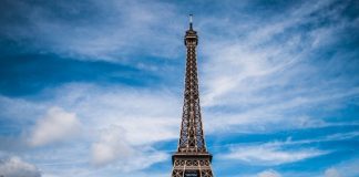 قمة ”كوكب واحد“ في باريس تسعى لتمويل مكافحة تغير المناخ