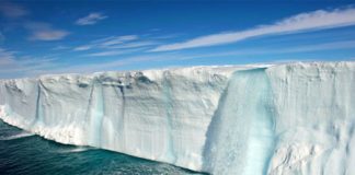 الاحتباس الحراري يوفر للصين طريقاً للملاحة البحرية بدلاً من “قناة السويس”