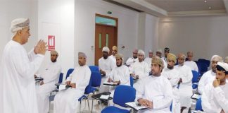 دورة لبلدية مسقط عن «إدارة النفايات وأثرها في البيئة»