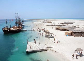 مدينتان تونسيتان ستكونان تحت الماء خلال سنوات بسبب تغير المناخ