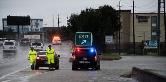 إجلاء 6 ملايين شخص من فلوريدا بسبب إعصار “إرما”