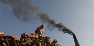 الأمم المتحدة: انبعاثات الاحتباس الحراري ستكون أكبر بنحو 30% عن المستهدف