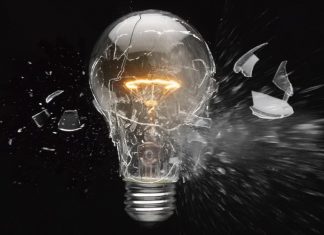 السعودية: إتلاف 76 ألف منتج إنارة مخالفة لـ«كفاءة الطاقة»