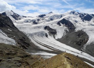 دراسة: الأنهار الجليدية ستستغرق قروناً للتعافي حتى لو توقفت ظاهرة الاحتباس الحراري