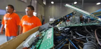 النفايات الإلكترونية.. الجانب المظلم للتقنية