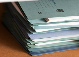 دبي الذكية تنجح في تخفيض استهلاك الورق إلى أكثر من النصف