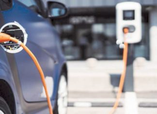 النروج تتخلى عن سيارات الوقود في 2025 السيارات الكهربائية