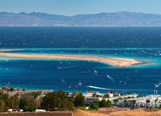 إعلان مدينة «دهب»المصرية مدينة السياحة البيئية مدينة دهب