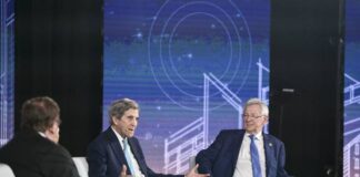 المبعوث الأميركي: “الوقت ينفد” أمام مكافحة تغير المناخ جون كيري منتدى الطاقة العالمي