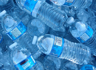 الرموز والأرقام المدونة على عبوات مياه الشرب