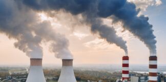 اقتربت من بلوغ مستويات تاريخية.. ما مخاطر الانبعاثات الكربونية؟