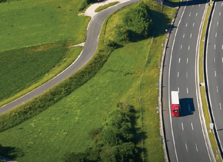 الشاحنات الكهربائية تتفوق على الديزل من حيث التكلفة الإجمالية