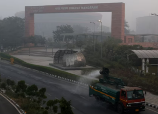 الهند تحد من تنقل المركبات والسكان في العاصمة للحد من التلوث