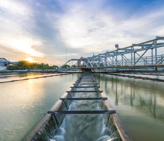 دراسة: انبعاثات الميثان وأكسيد النيتروز من أنظمة مياه الصرف أعلى مما تعلنه الدول رسمياً